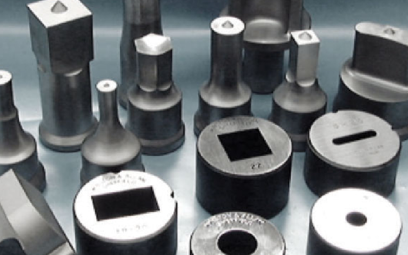پرس پانچ تک کاره CNC
